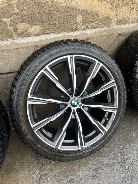 Балон с диском на Бмв G05 F15 Х5