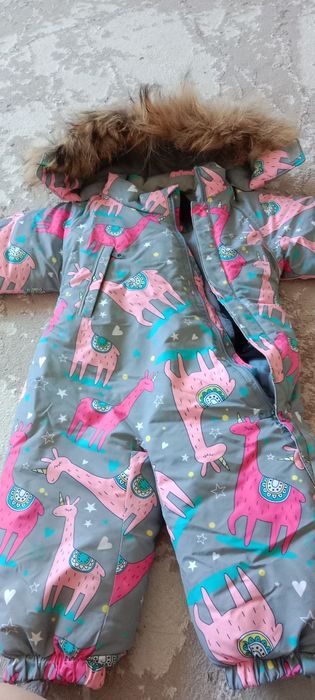 продаю детскии зимний комбез бу