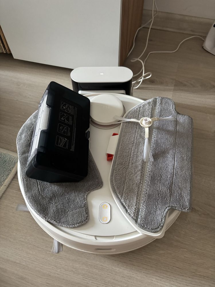 Mi Robot Vacuum Mop Pro