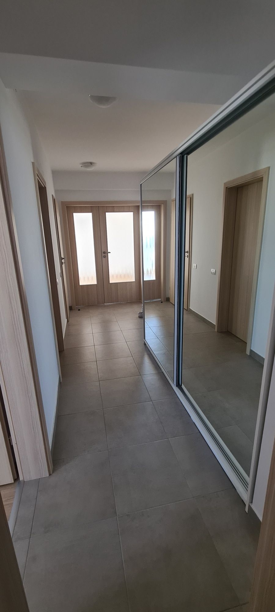 Apartament 2 camere Rezidential Lumina Park Nou+parcare acoperita+boxa