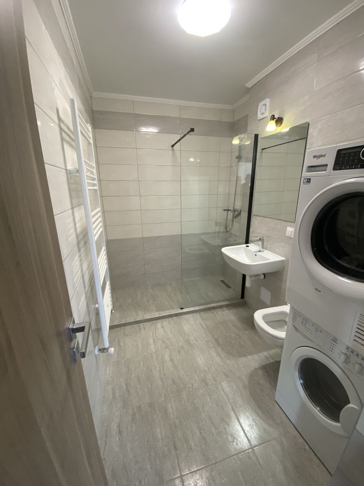 Inchiriez apartament 3 camere Maurer Tg Mures
