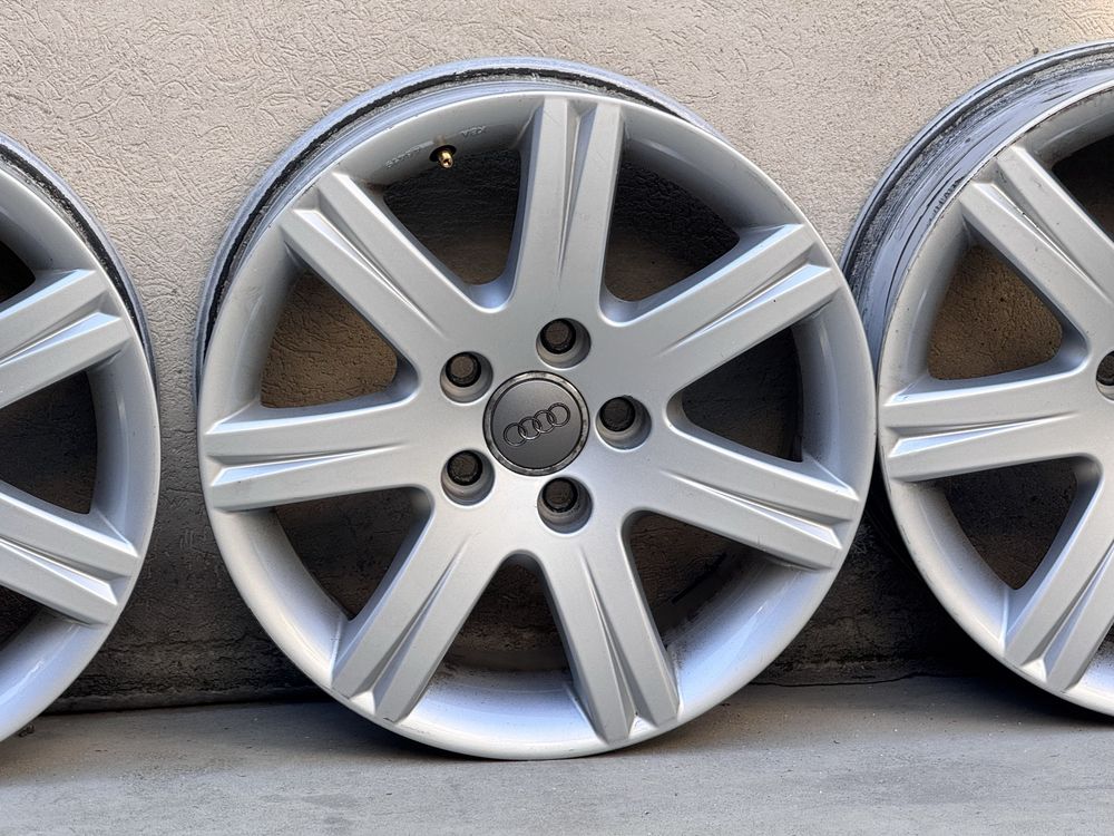 4бр ал Audi A4/A6/ 16цола оригинални