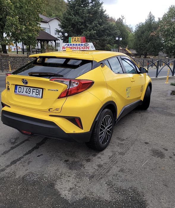 Toyota C-HR 1.8 Hybrid • 2019  • e-CVT • 134.000 km