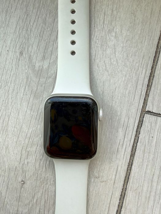 Apple Watch 6 / 40mm