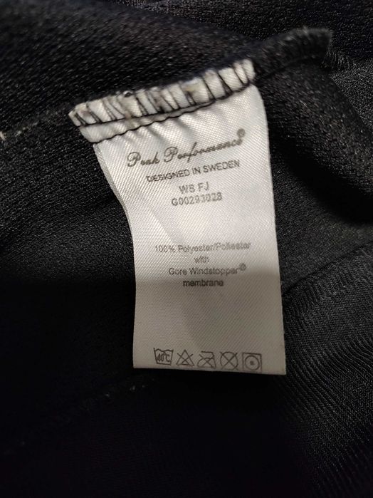 Яке Peak Performance Black Light Gore-Tex