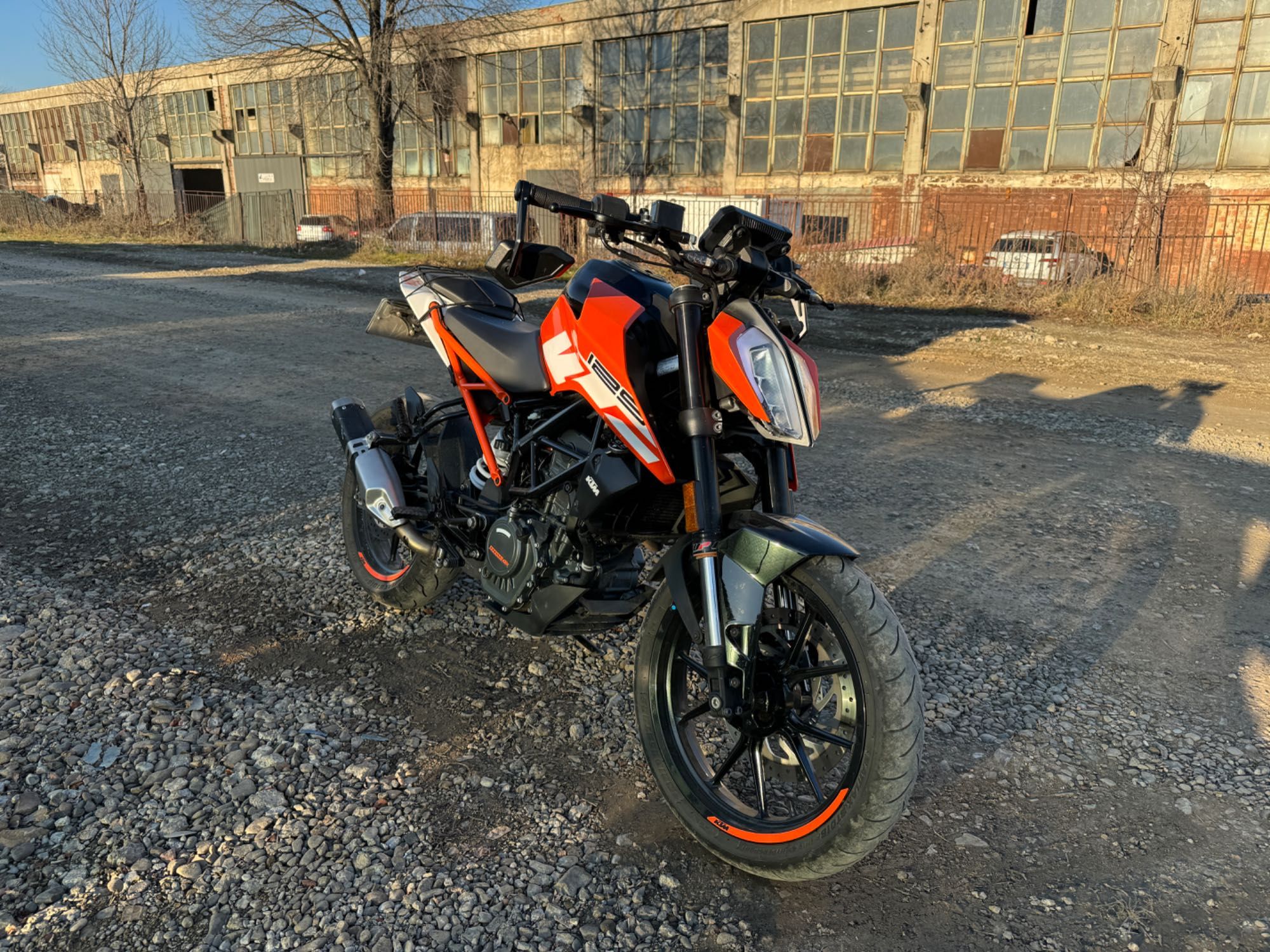 Ktm Duke 2017 2500€