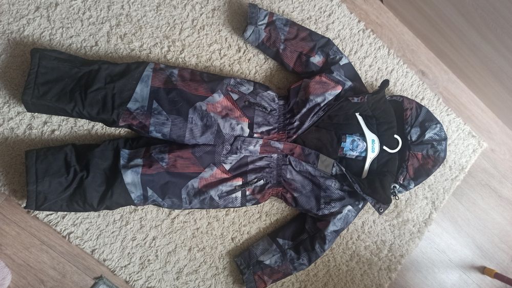 Детский зимний комбинезон