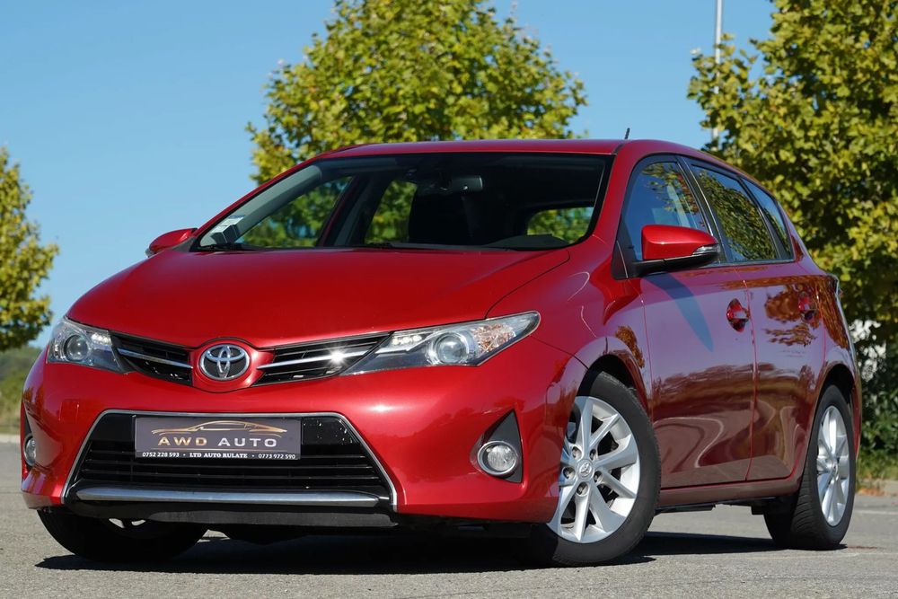 Toyota Auris Comfort ~ 2.0 D-4D ~ Rate ~ Garantie 12 luni ~ Revizie