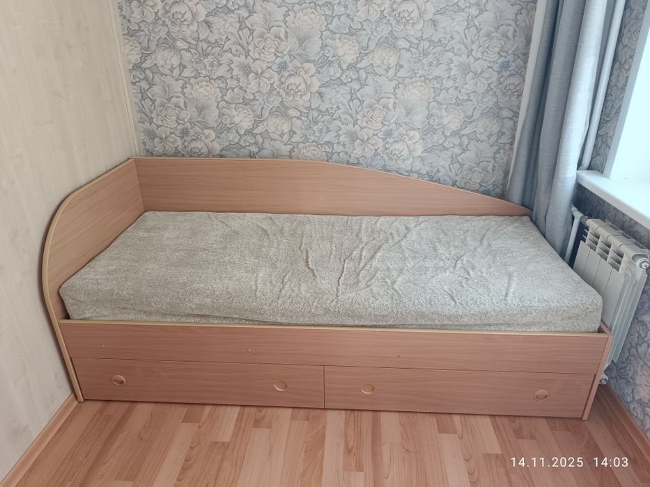 Продам кровать 15000