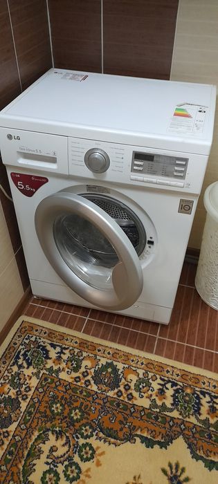 Продам стиральную машину