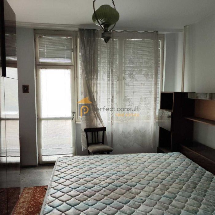 Продава се Тристаен апартамент в Пловдив, Кючук Париж - 97 кв.м за 1361 €/кв.м - Снимка #3