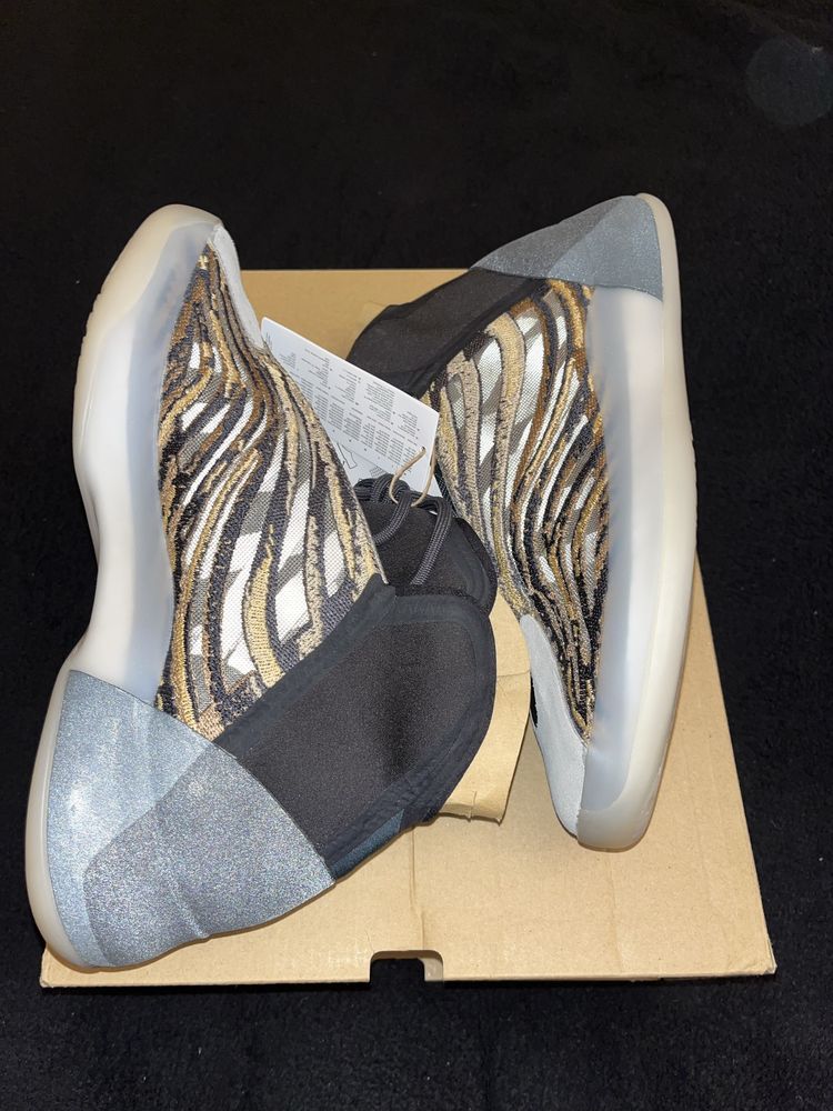 Yeezy QNTM Amber Tint reflective