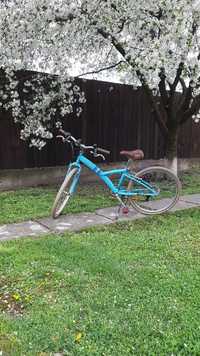 Bicicleta B"TWIN ( 8-14 ani)