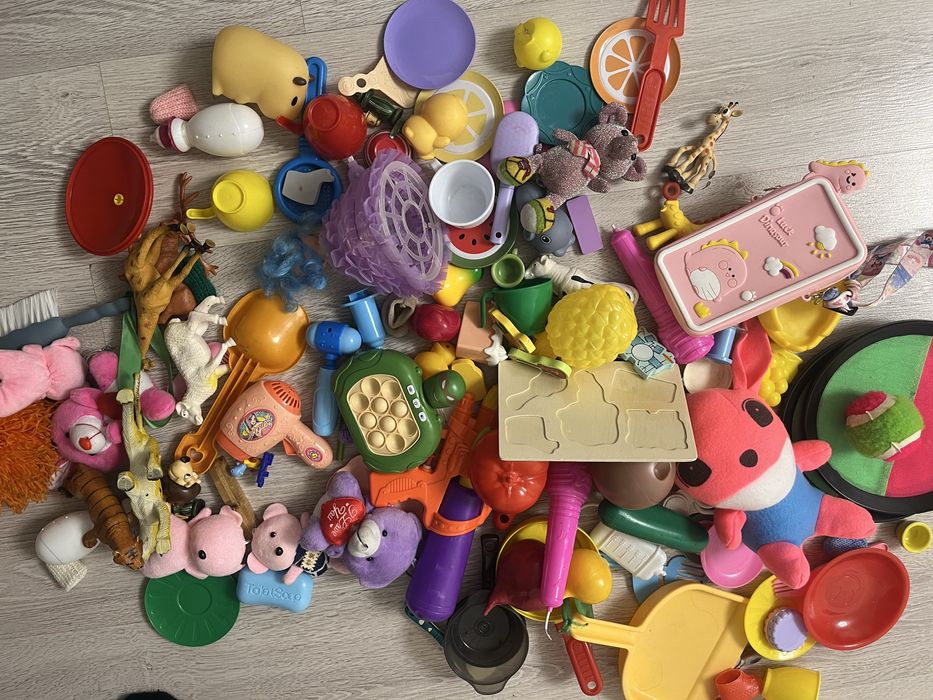 Игрушкии общии 4000