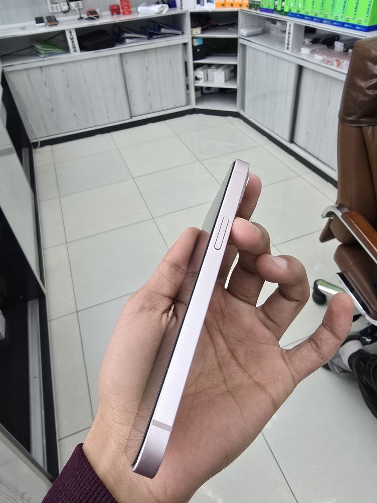 Iphone 13 sotiladi