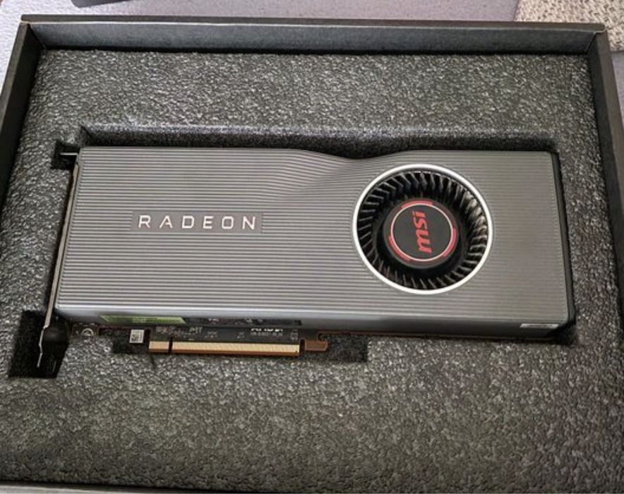 Видео карта Radeon rx 5700xt нова