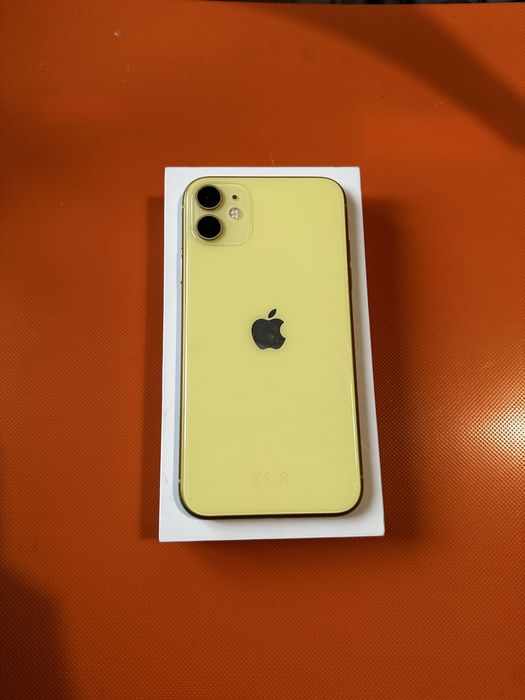 iPhone 11 64GB gold/златен