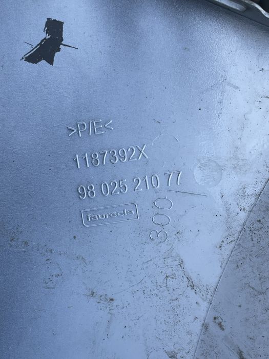 Предна Броня Peugeot 2008 2013/2018г.