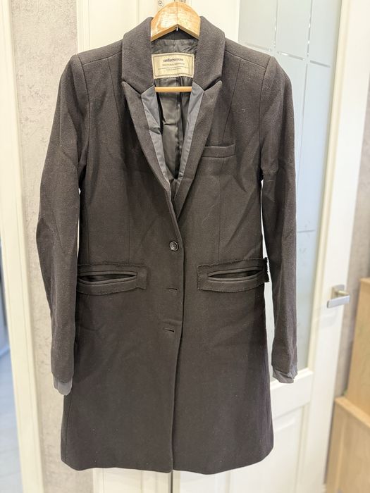 Отдам даром женское пальто