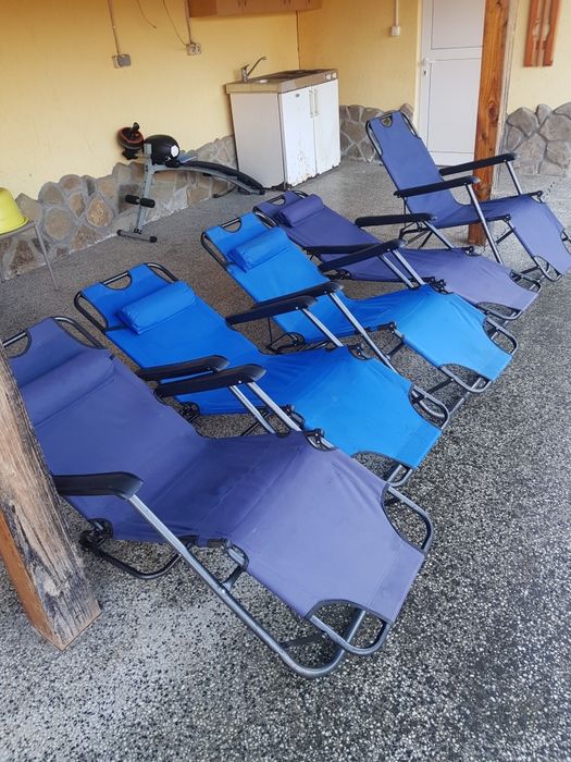 Продавам 5 броя шезлонги  300 лева.