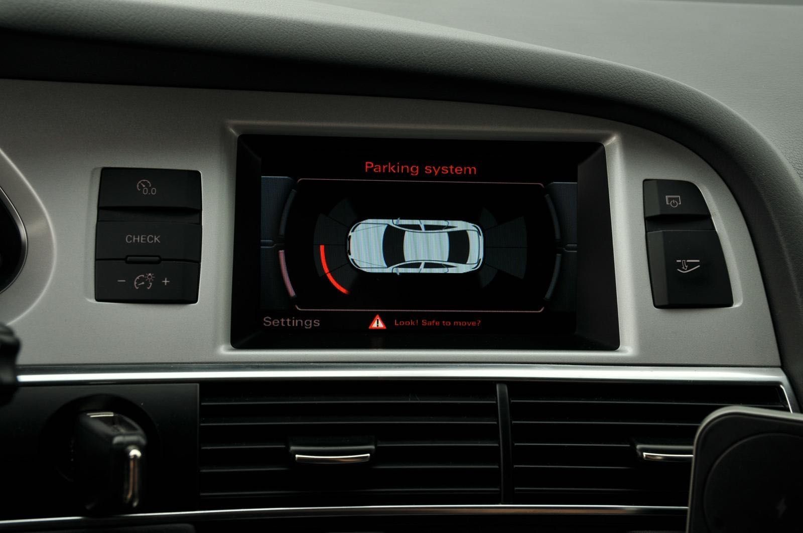Audi A6 2.0 TFSI/Bixenon/Stopuri LED/Navigatie
