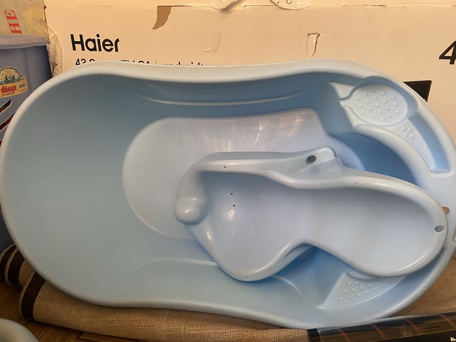 Продам ванночку детскую