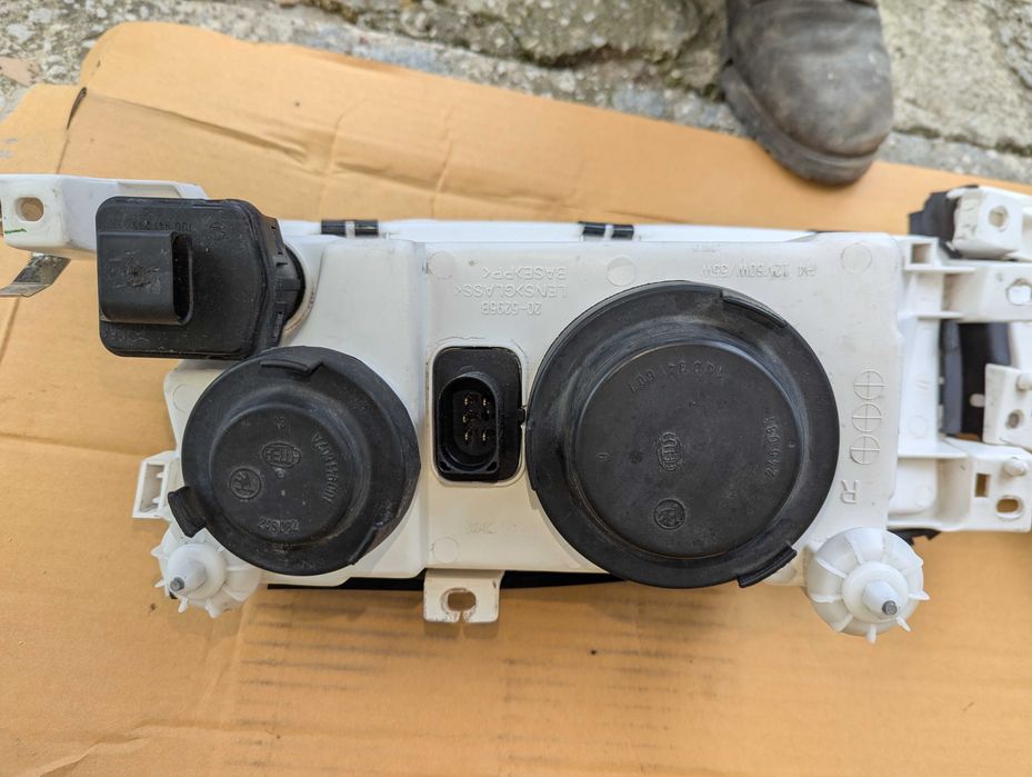 Фарове Шкода Октавия 1