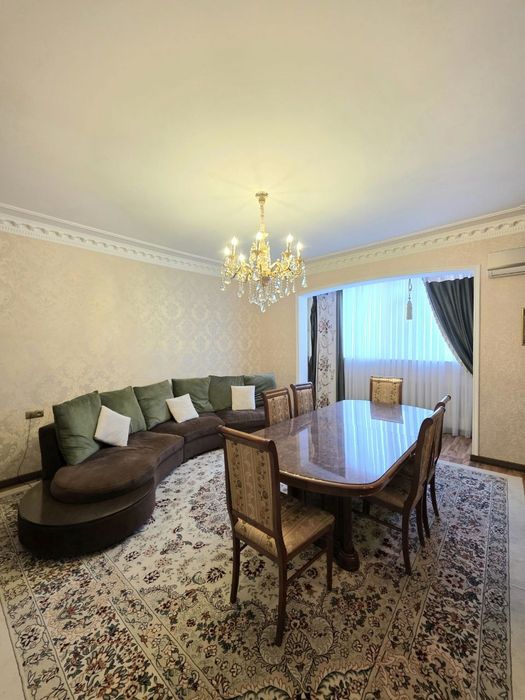 Срочно продается квартира 5/4/9 Паркентский 136м2