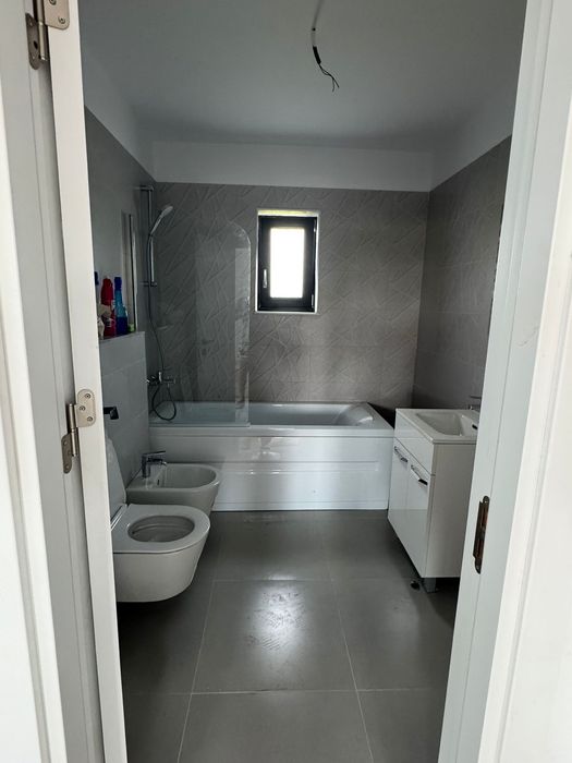 Casa noua 3 camere Hemeius !