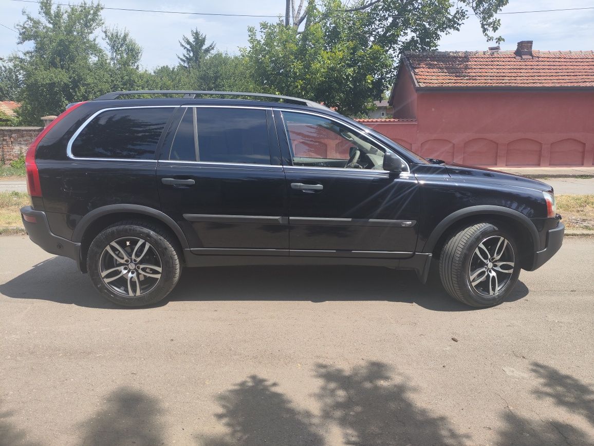 Продавам VOLVO XC90 2,5T