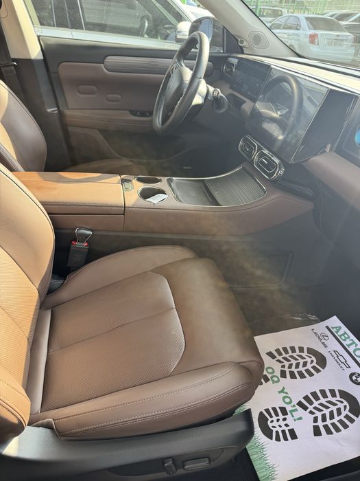 Leapmotor c11 смарт в идальном состянии 2023 года с запас ходом 650 к