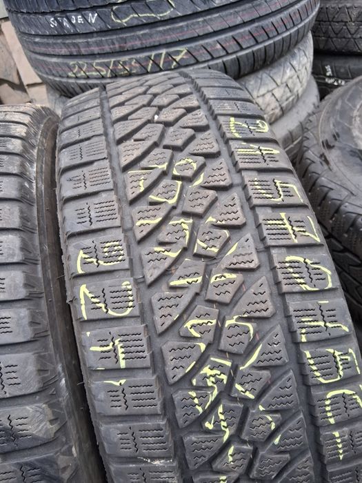 215 70 15 С за БУС LASSA 2бр зимни дот 2022г