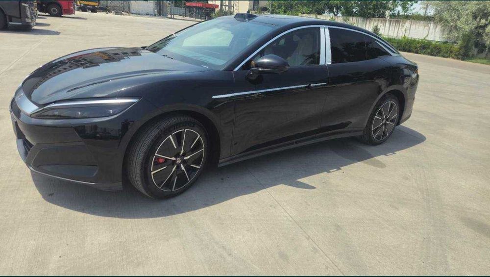 Byd Han L 1 ta mator