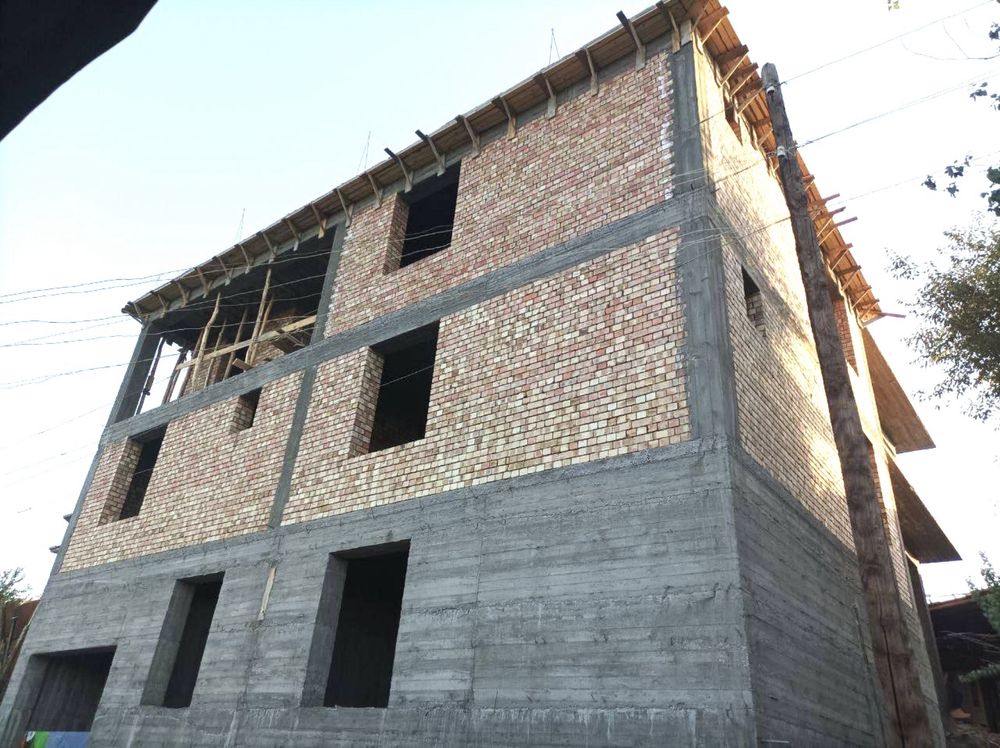 Продажа дома ( коробка ). Парвоз махалла. Уч кахрамон.