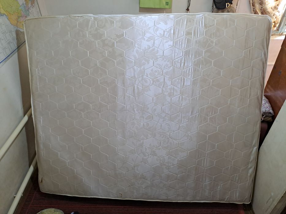 Bahasi kelisip beremiz.