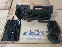 Kit accesorii pana Audi Q5 8R