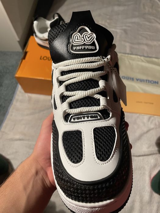 LV Skate Black and White