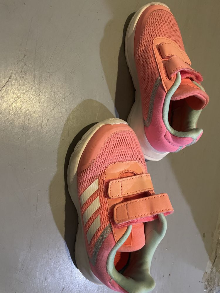 Маратонки Adidas