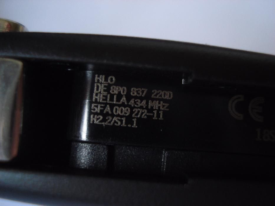 Ключ за audi a3 8p (2004-2012) 8P0 837 220D на 434mhz 5FA Hella!