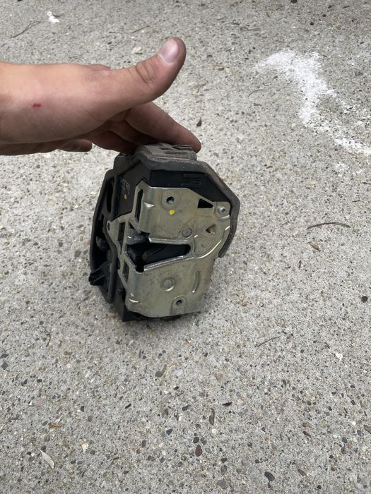 Оборудване на врата на бмв е91