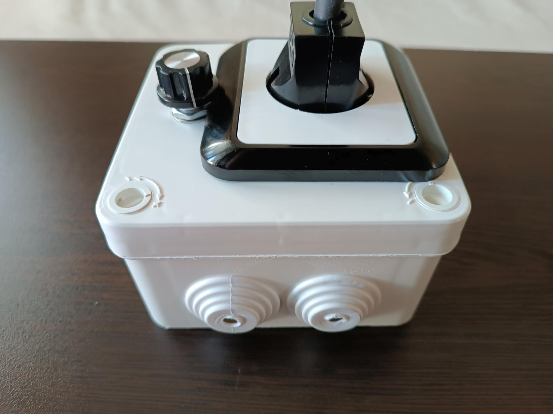 Регулатори на Обороти за Ел. Двигатели до 4 000 W / 230 VAC