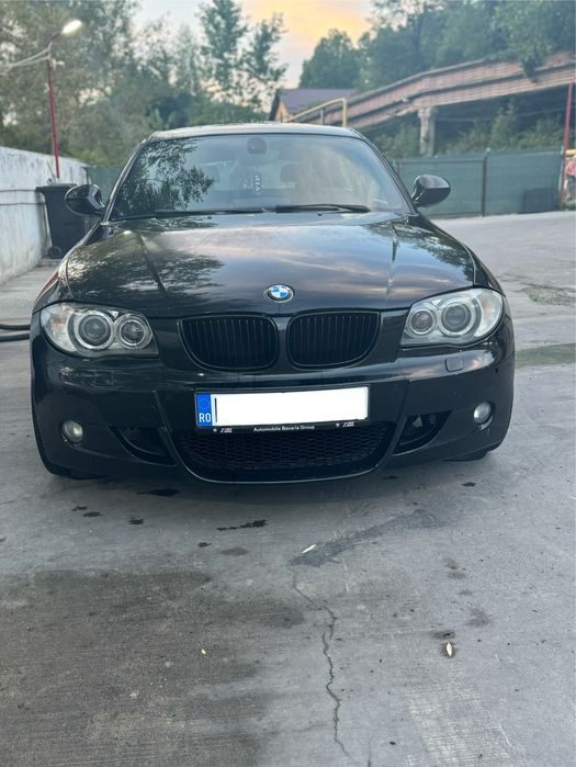 Vand bmw seria 1 , 2.0 d , 2010 , manuala 6+1