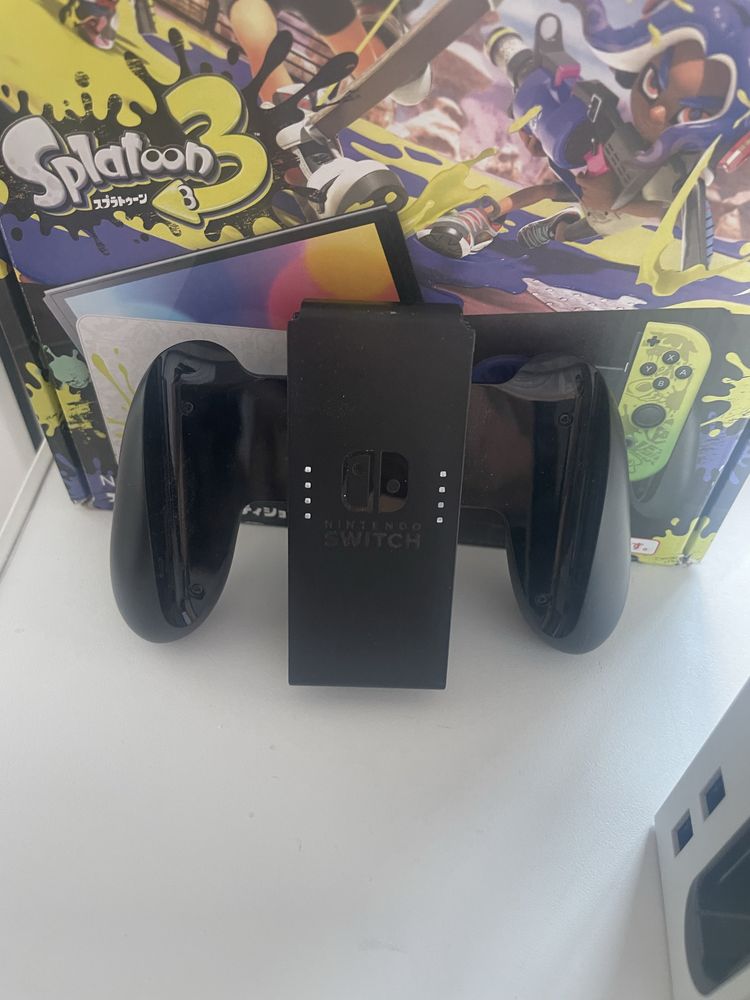 Продам прошитую Nintendo Switch OLED Splatoon 3 Edition