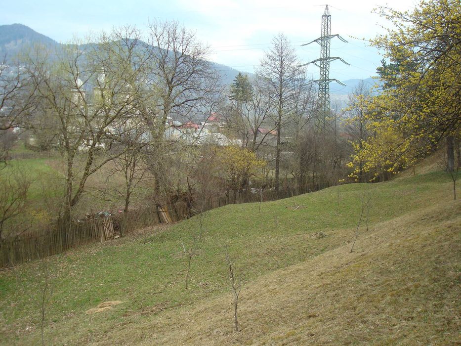 De vânzare teren de 5500 mp situat în Vădurele