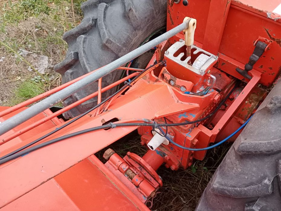 Tractoras/motocultor 33 cp