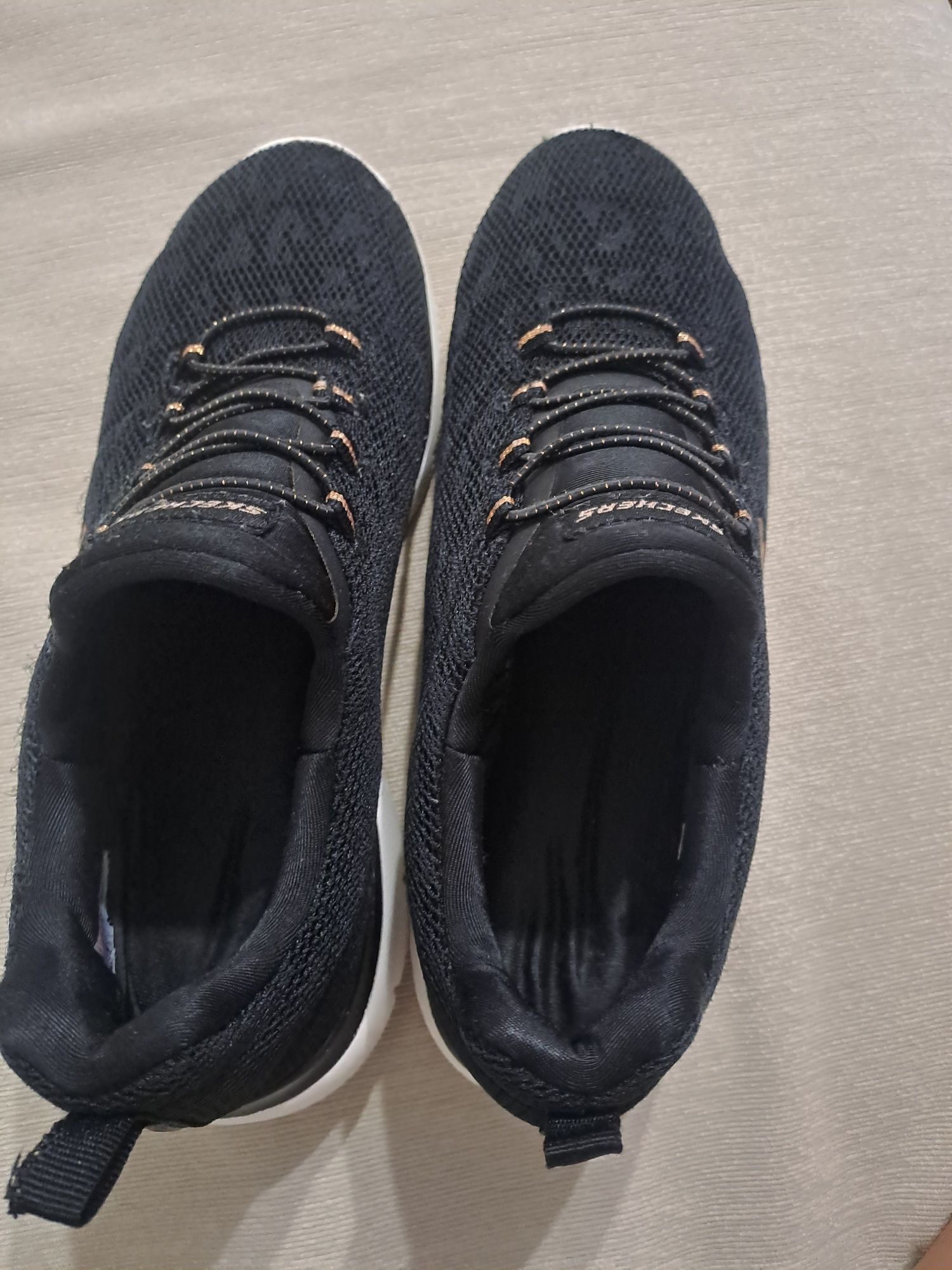 Sketchers memory foam