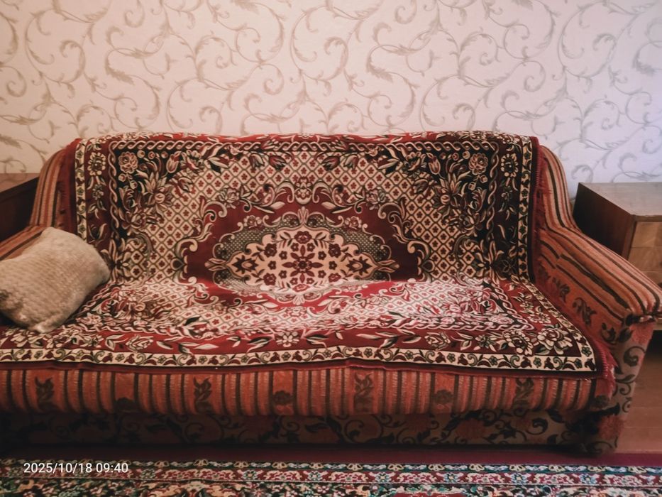 Диван и 2 кресла