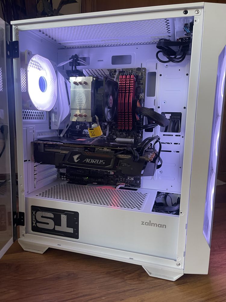 Геймърски компютър/ I7 6700K/32GB/GTX 1080 TI 11GB/512GB SSD/1TB HDD