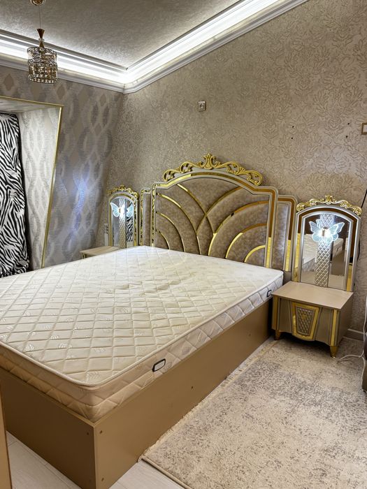 Спальный мебель,мягкий уголок ва гилам яхщи холатда сотилади