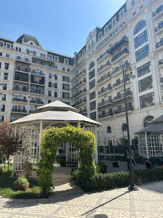 казахстан юнусабад 2х ком с ремонтом подключ студия Метро Минор 69м2;